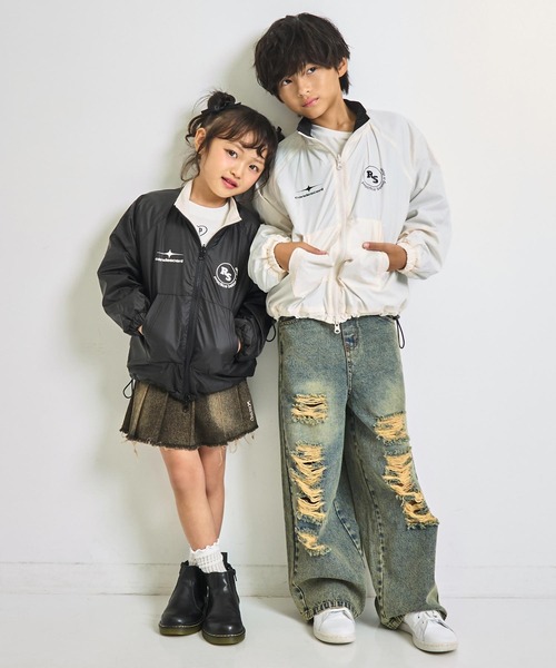 ANAP kids(アナップキッズ)の「リバーシブル フリース ブルゾン 【ユニセックスアイテム】【ジュニアお揃い】(ブルゾン・キッズ・ホワイト/ブラック・110/130/120)」の5枚目の写真