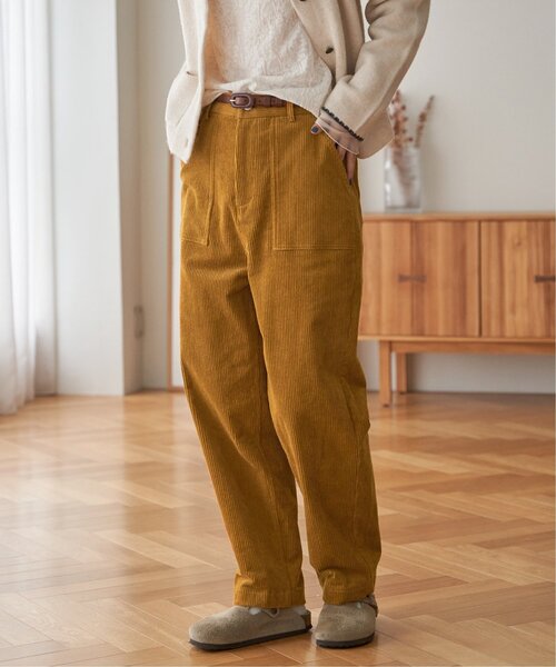 LBC(エルビーシー)の「コーデュロイベイカーゆるテーパードパンツ(その他パンツ・レディース・ブルー系その他/キャメル/チャコール/オフホワイト・M/L)」の21枚目の写真