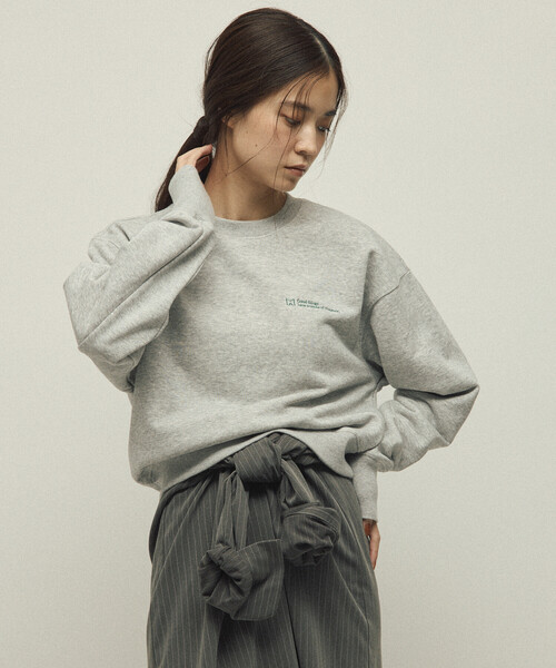 Firsthand（ファーストハンド）の「MA Firsthand/マ ファーストハンド MA ベーシックロゴ刺繍 クルーネックスウェット ウィメンズ / 裏毛スウェット（スウェット・レディース・チャコールグレー/グレー/レッド/ブラウン・ﾌﾘ-）」の14枚目の写真