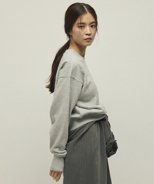 Firsthand（ファーストハンド）の「MA Firsthand/マ ファーストハンド MA ベーシックロゴ刺繍 クルーネックスウェット ウィメンズ / 裏毛スウェット（スウェット・レディース・チャコールグレー/グレー/レッド/ブラウン・ﾌﾘ-）」の18枚目の写真