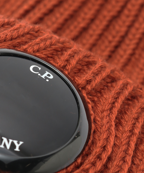 C.P. COMPANY（シーピーカンパニー）の「C.P. Company / シーピーカンパニー ACC KNIT CAP IN EF WOOL / 19CMAC739A（ニットキャップ/ビーニー・メンズ・ブラウン/イエロー・FREE）」の3枚目の写真