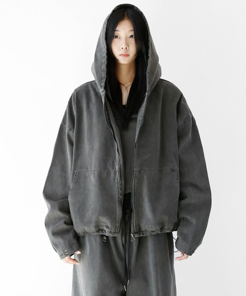 minsobi（ミンソビ）の「バックポケットピグメントジャケット（ノーカラージャケット・メンズ・チャコールグレー・FREE）」の21枚目の写真