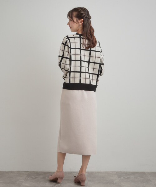 couture brooch（クチュールブローチ）の「【大人可愛い・通勤】チェックジャカード ニットカーディガン（カーディガン/ボレロ・レディース・ネイビー系1/ベージュ系その他2/アイボリー系1・38/36/42/40）」の7枚目の写真