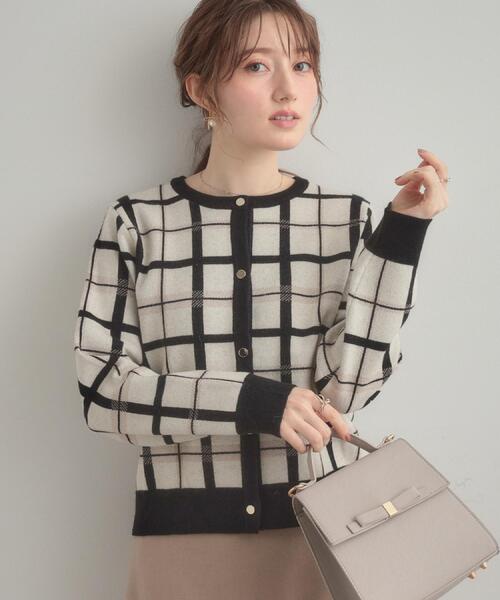 couture brooch（クチュールブローチ）の「【大人可愛い・通勤】チェックジャカード ニットカーディガン（カーディガン/ボレロ・レディース・ネイビー系1/ベージュ系その他2/アイボリー系1・38/36/42/40）」の14枚目の写真