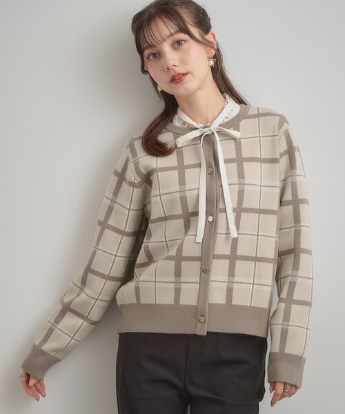 couture brooch（クチュールブローチ）の「【大人可愛い・通勤】チェックジャカード ニットカーディガン（カーディガン/ボレロ・レディース・ネイビー系1/ベージュ系その他2/アイボリー系1・38/36/42/40）」の21枚目の写真