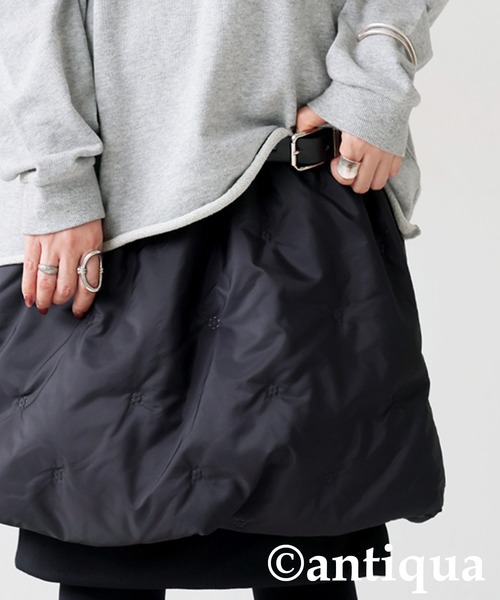 antiqua(アンティカ)の「中綿入り バルーンスカート(スカート・レディース・ブラック・ONESIZE)」の11枚目の写真