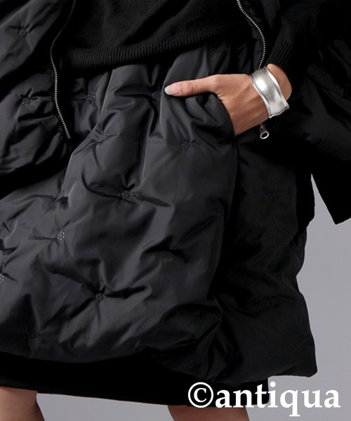 antiqua(アンティカ)の「中綿入り バルーンスカート(スカート・レディース・ブラック・ONESIZE)」の4枚目の写真