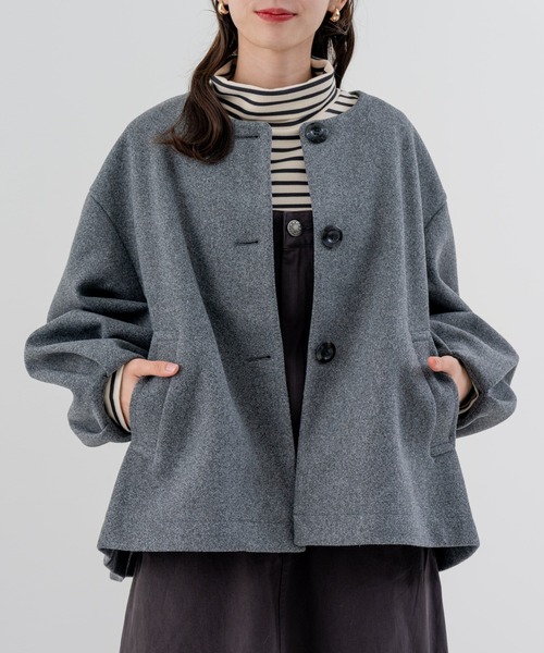 セール】【refinedworks】上品で大人可愛い ノーカラー ショートコート