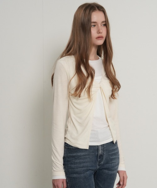 GENERAL IDEA(ジェネラルアイデア)の「【GENERAL IDEA】レイヤードツイスト長袖Tシャツ / LAYERED TWIST T-SHIRTS(Tシャツ/カットソー・レディース・カーキ/ブラック/ブラウン/アイボリー/ミント/チャコール・L/M/S/XL)」の2枚目の写真