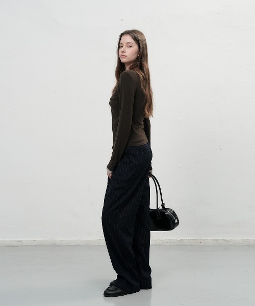 GENERAL IDEA（ジェネラルアイデア）の「layered twist t-shirts  レイヤードツイスト長袖Tシャツ（Tシャツ/カットソー・レディース・カーキ/ブラック/ブラウン・L/M/S）」の14枚目の写真