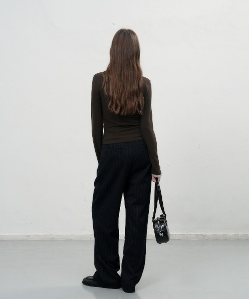 GENERAL IDEA（ジェネラルアイデア）の「layered twist t-shirts  レイヤードツイスト長袖Tシャツ（Tシャツ/カットソー・レディース・カーキ/ブラック/ブラウン・L/M/S）」の15枚目の写真