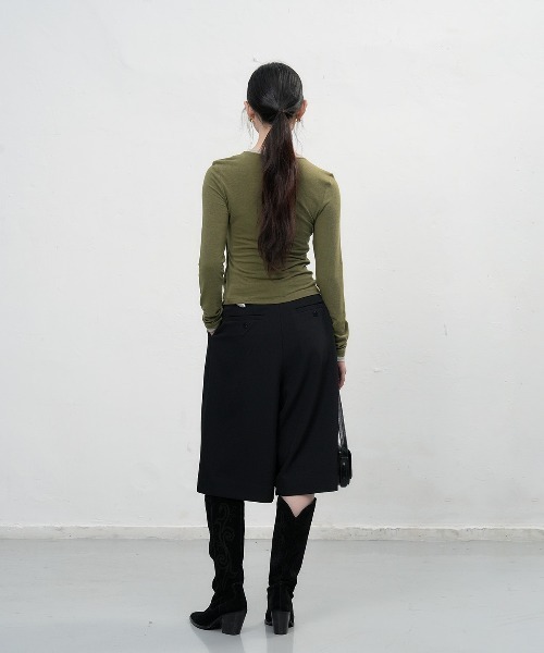 GENERAL IDEA(ジェネラルアイデア)の「【GENERAL IDEA】レイヤードツイスト長袖Tシャツ / LAYERED TWIST T-SHIRTS(Tシャツ/カットソー・レディース・カーキ/ブラック/ブラウン/アイボリー/ミント/チャコール・L/M/S/XL)」の21枚目の写真