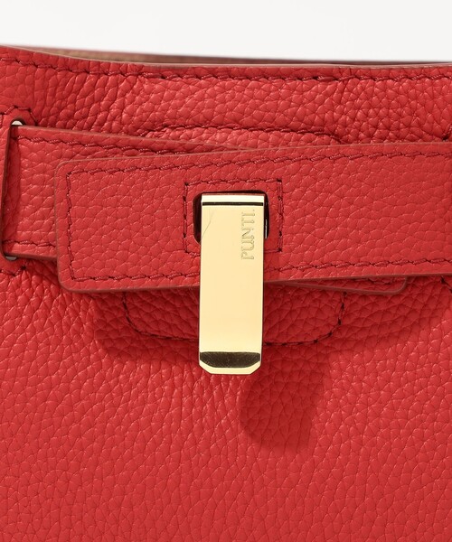 TOMORROWLAND （トゥモローランド）の「PUNTI. MIRROR-SHLD バッグ（ハンドバッグ・レディース・レッド・FREE）」の8枚目の写真