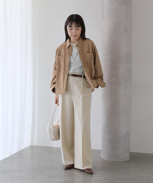 La TOTALITE（ラトータリテ）の「【洗える】サテンストレートパンツ（スラックス・レディース・ブラック/ベージュ・36/38/40）」の3枚目の写真