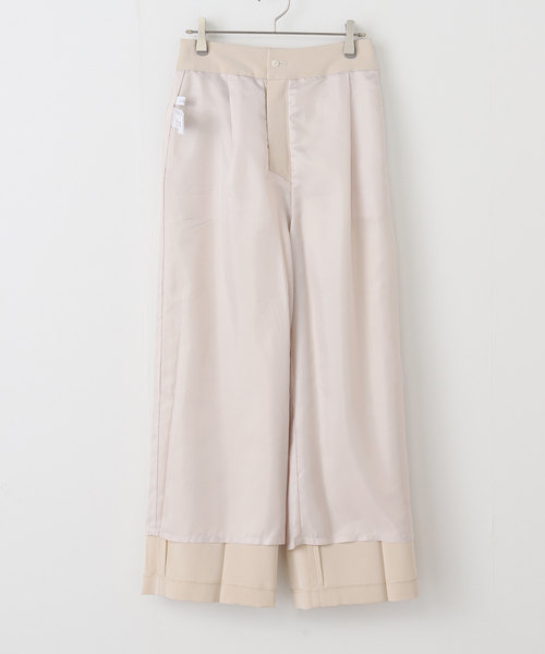 La TOTALITE（ラトータリテ）の「【洗える】サテンストレートパンツ（スラックス・レディース・ブラック/ベージュ・36/38/40）」の18枚目の写真