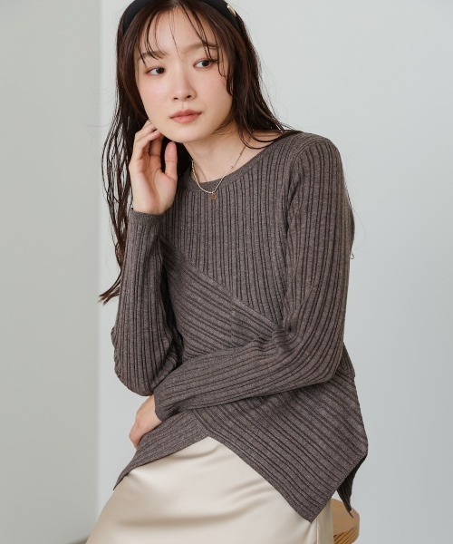 Bab（バブ）の「クロッシングニットトップス（ニット/セーター・レディース・ライトグレー/ブラウン/レッド/アイボリー・FREE）」の3枚目の写真