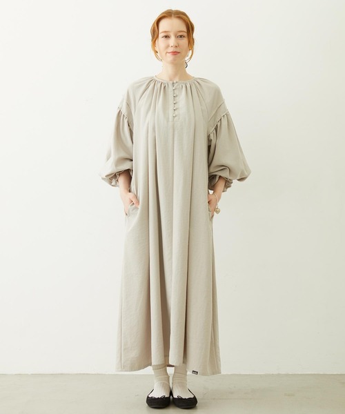 MILKFED.（ミルクフェド）の「PUFF SLEEVE DRESS（ワンピース・レディース・グレー/ベージュ/チャコール・ONE SIZE）」の21枚目の写真