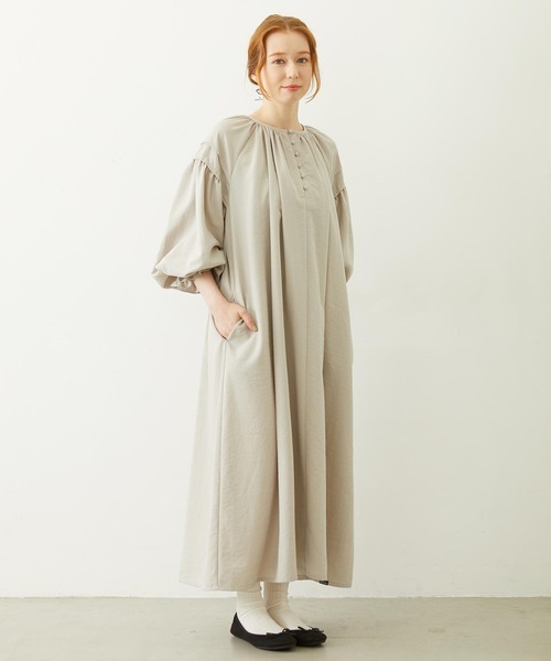 MILKFED.（ミルクフェド）の「PUFF SLEEVE DRESS（ワンピース・レディース・グレー/ベージュ/チャコール・ONE SIZE）」の22枚目の写真