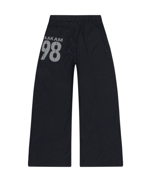 AAKAM（アーカム）の「98 Printed Knee Pin-tuck Nylon Pants (Black)（その他パンツ・レディース・その他・1/2）」の3枚目の写真