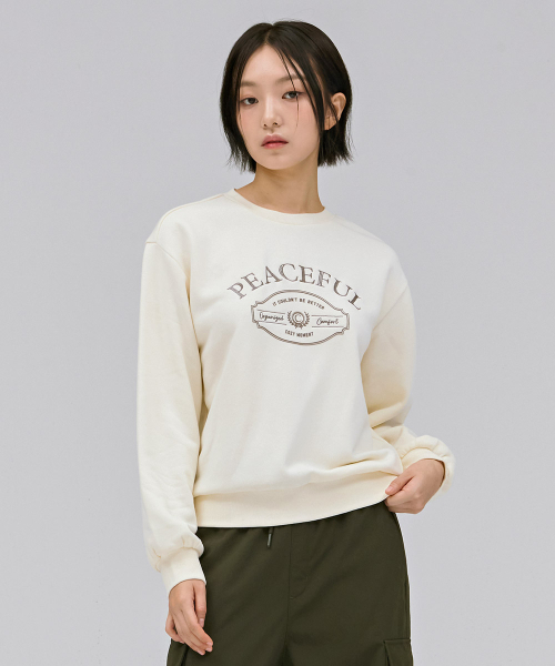 CHASECULT(チェイスカルト)の「女性レタリング刺繍裏起毛スウェットTシャツ-アイボリー(スウェット・レディース・アイボリー・90/85)」の2枚目の写真