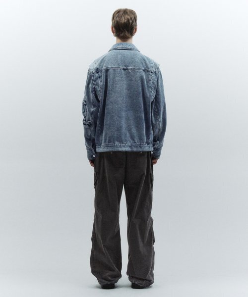 INSILENCE（インサイロンス）の「オーバーサイズデニムトラッカージャケット BLUE（デニムジャケット・レディース・その他・SMALL/MEDIUM）」の4枚目の写真