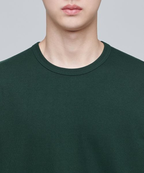 MUSINSA STANDARD（ムシンサスタンダード）の「リラックスフィットクルーネックTシャツ[ディープグリーン]（Tシャツ/カットソー・メンズ・その他・SMALL/MEDIUM/LARGE/X-LARGE/XX-LARGE/XXX-LARGE）」の4枚目の写真