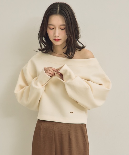 NEUNA（ヌナ）の「【大人気スウェットからショートver.が新登場！◎】ショートワンショルカットスウェット（Tシャツ/カットソー・レディース・グレー/ブラック/アイボリー/ブラウン・FREE）」の16枚目の写真