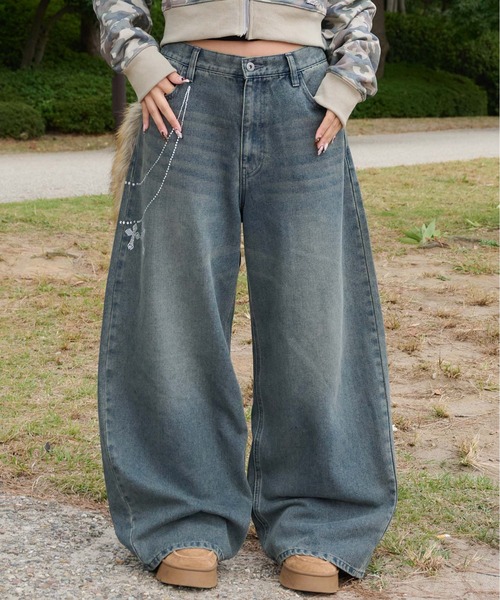 sedacle girl（セダクルガール）の「ラインストーン付き　ウォレットチェーンデニム（デニムパンツ・レディース・インディゴブルー/ブラック・SMALL/MEDIUM）」の12枚目の写真