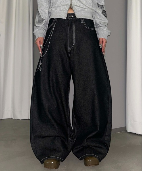 sedacle girl（セダクルガール）の「ラインストーン付き　ウォレットチェーンデニム（デニムパンツ・レディース・インディゴブルー/ブラック・SMALL/MEDIUM）」の17枚目の写真