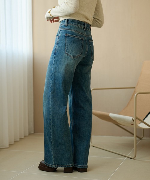 LAULEN（ローレン）の「vintage wash straight denim pants /ヴィンテージウォッシュストレートデニムパンツ（デニムパンツ・レディース・ブルー・S/M）」の3枚目の写真