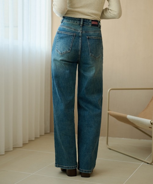 LAULEN（ローレン）の「vintage wash straight denim pants /ヴィンテージウォッシュストレートデニムパンツ（デニムパンツ・レディース・ブルー・S/M）」の6枚目の写真