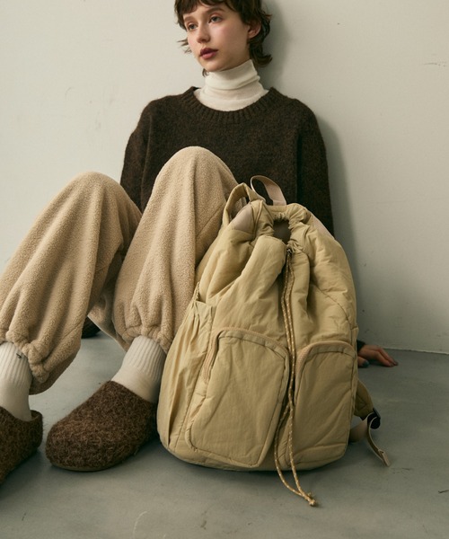 full/fill.(フルフィル)の「out pocket puff backpack / アウトポケットパフリュック(バックパック/リュック・レディース・ベージュ/ブラック・FREE)」の12枚目の写真