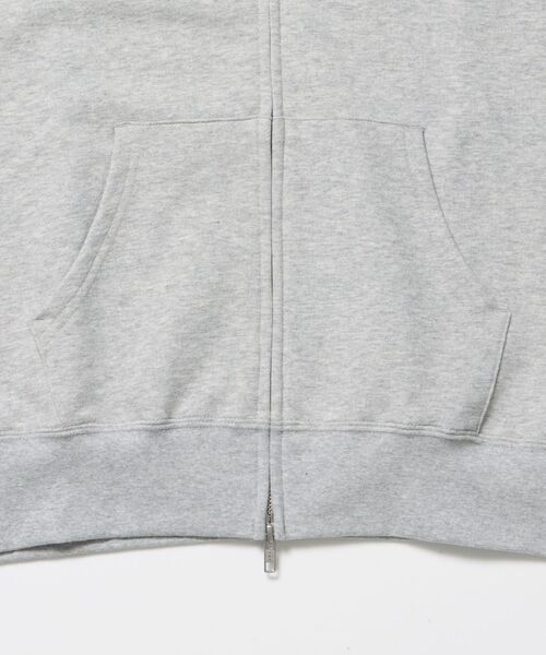 BEN DAVIS/WHITE LABEL（ベンデイビス ホワイトラベル）の「【BEN DAVIS（ベンデイビス）】70'S FIT ZIP HOODIE / ジップパーカー 刺繍 フーディ ダブルジップ 裏毛 短丈（パーカー・メンズ・グレー/ブラック/レッド/ネイビー・MEDIUM/X-LARGE/LARGE）」の15枚目の写真