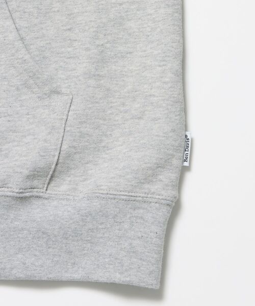 BEN DAVIS/WHITE LABEL（ベンデイビス ホワイトラベル）の「【BEN DAVIS（ベンデイビス）】70'S FIT ZIP HOODIE / ジップパーカー 刺繍 フーディ ダブルジップ 裏毛 短丈（パーカー・メンズ・グレー/ブラック/レッド/ネイビー・MEDIUM/X-LARGE/LARGE）」の16枚目の写真