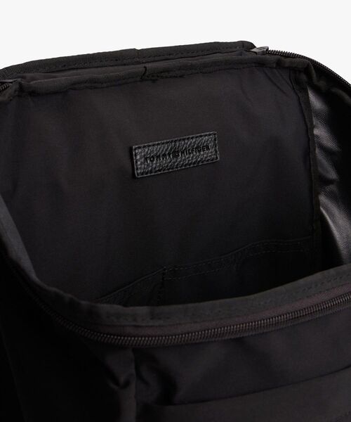 TOMMY HILFIGER（トミーヒルフィガー）の「トラベルパッカブルバックパック（バックパック/リュック・メンズ・ブラック・FREE）」の4枚目の写真