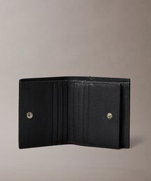 Calvin Klein（カルバン・クライン）の「財布 - エンボススリムバイフォールドウォレット（財布）」