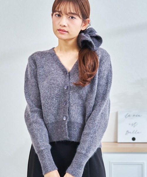 MISCH MASCH(ミッシュマッシュ)の「ZOZO限定 シュシュセットニットカーディガン(カーディガン/ボレロ・レディース・アイボリー/チャコールグレー・フリ-)」の9枚目の写真