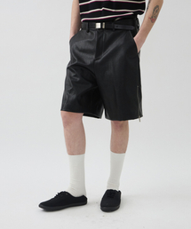 SIDE ZIP LEATHER BERMUDA PANTS - BLACK