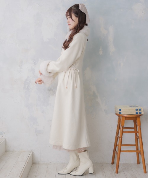 ホワイト フリース ロングコート ROJITA セール】ウエストレースアップロングコート（その他アウター