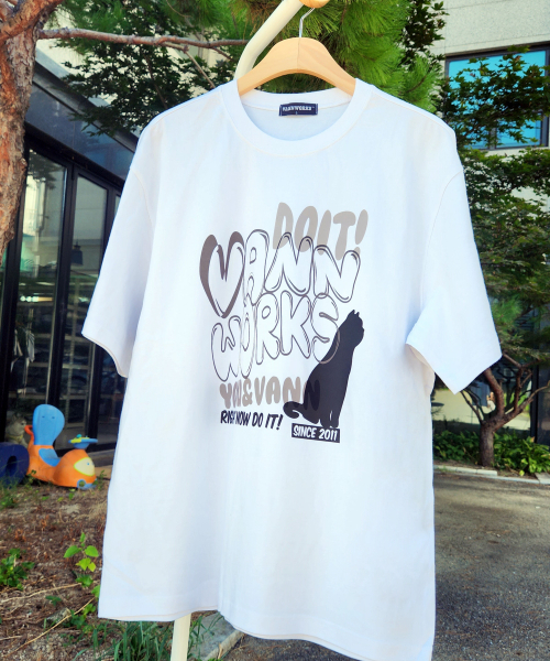 VANNWORKS(バンワークス)の「BALLON オーバーサイズ 半袖Tシャツ (VS0118) ホワイト(Tシャツ/カットソー・レディース・その他・X-LARGE/XX-LARGE/SMALL/MEDIUM/LARGE)」の4枚目の写真