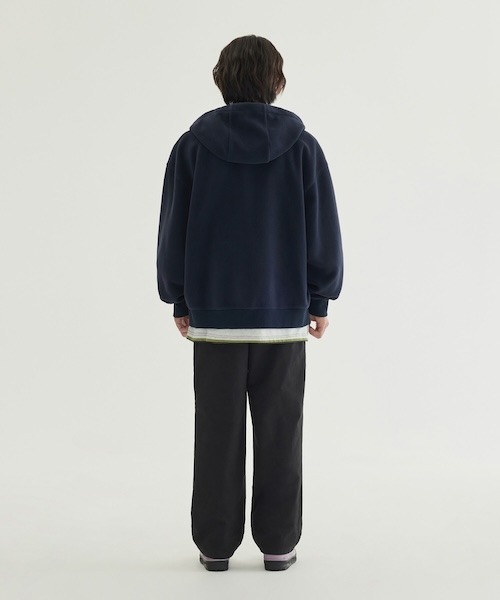 COVERNAT(カバーナット)の「WARM ON CVNT FLEECE ZIP-UP HOODIE(パーカー・メンズ・ダークネイビー/アイボリー・LARGE/MEDIUM/SMALL/X-SMALL/X-LARGE)」の5枚目の写真