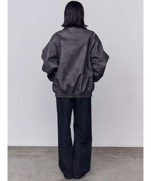 EMODA（エモダ）の「フェイクレザーオーバーブルゾン（ブルゾン・レディース・ブラック/アイボリー/グレー・FREE）」の8枚目の写真