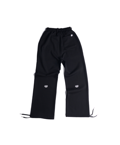 ALL EYES DOWN(オール アイズ ダウン)の「LOGO SWEAT PANT (BLACK)(スウェットパンツ・メンズ・その他・SMALL/MEDIUM/LARGE)」の2枚目の写真