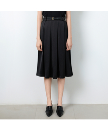 LEAUET（ルエ）の「Belle Black Pleated Midi Skirt (Belt Set)（スカート）」