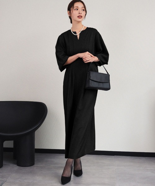 Flolia(フロリア)の「【喪服・礼服】フォーマルワンピース キーネック 半袖 コクーン ロング丈 ブラックフォーマル セレモニー 卒業式 卒園式 入学式 入園式 オケージョン 七五三 ママ 母親 マタニティ 妊婦【洗える】(ワンピース・レディース・ブラック/ネイビー・S/M/L/2L)」の10枚目の写真