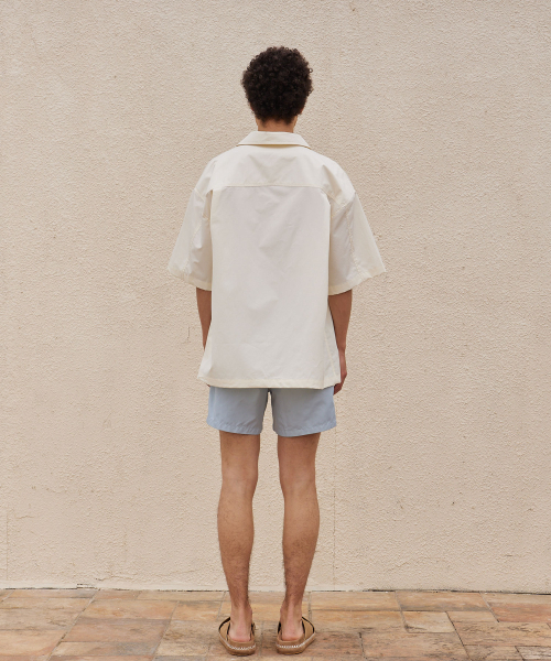 PADO SEOUL(パドソウル)の「オーバーサイズ 半袖シャツ アイボリー(シャツ/ブラウス・メンズ・その他・X-LARGE/LARGE)」の6枚目の写真