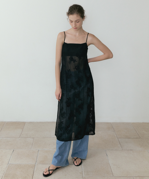LUCIR ZU（ルシールズ）の「Wildeflower Lace Sleeveless One-piece (black)（ワンピース・レディース・その他・FREE）」の2枚目の写真