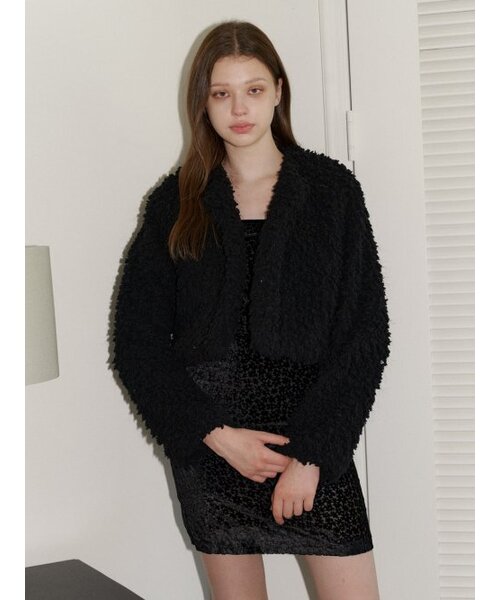 KINDABABY(カインダベイビー)の「black crop fur jacket(ムートンコート・レディース・ブラック・FREE)」の1枚目の写真