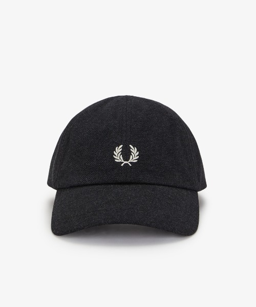 FRED PERRY(フレッドペリー)の「Pique Classic Cap/ピケクラシックキャップ(キャップ・レディース・セージグリーン/ダークネイビー/ダークグリーン/ブラック系その他/ベージュ/ブルー系その他/ネイビー/ダークブルー/マルーン/ブラック/グレー/グリーン/オートミール/ライトブルー・ONE SIZE)」の22枚目の写真