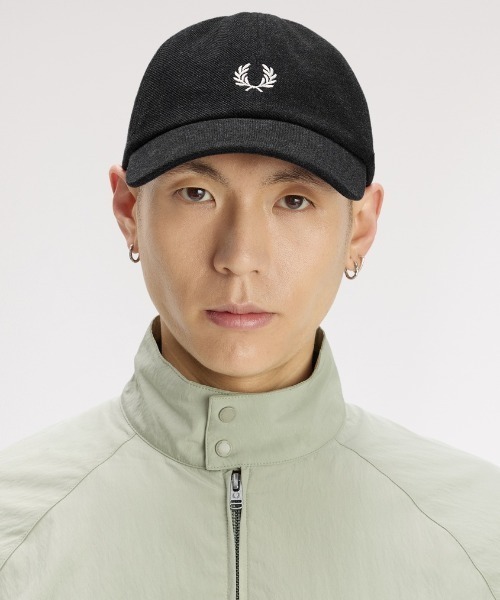 FRED PERRY(フレッドペリー)の「Pique Classic Cap/ピケクラシックキャップ(キャップ・レディース・セージグリーン/ダークネイビー/ダークグリーン/ブラック系その他/ベージュ/ブルー系その他/ネイビー/ダークブルー/マルーン/ブラック/グレー/グリーン/オートミール/ライトブルー・ONE SIZE)」の20枚目の写真